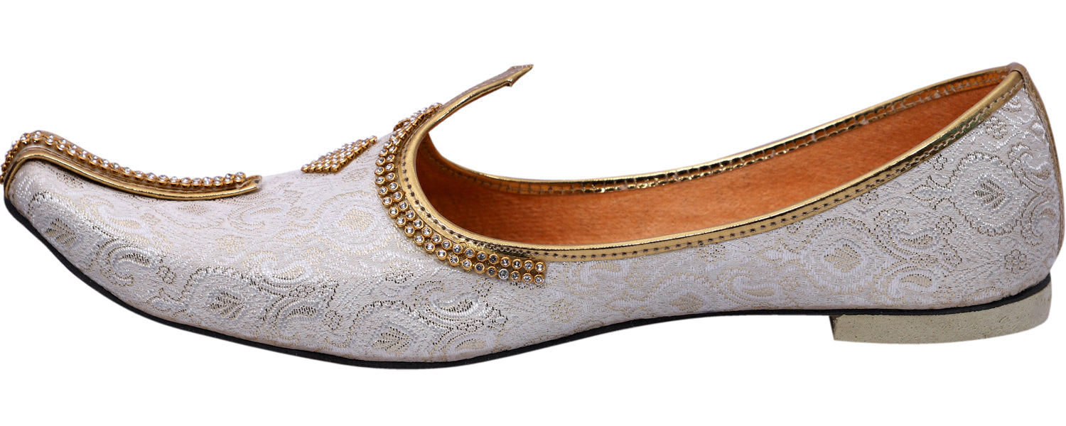 DEEUCO Men's Ethnic Cream and Golden Wedding and Sherwani Jutti, Mojari